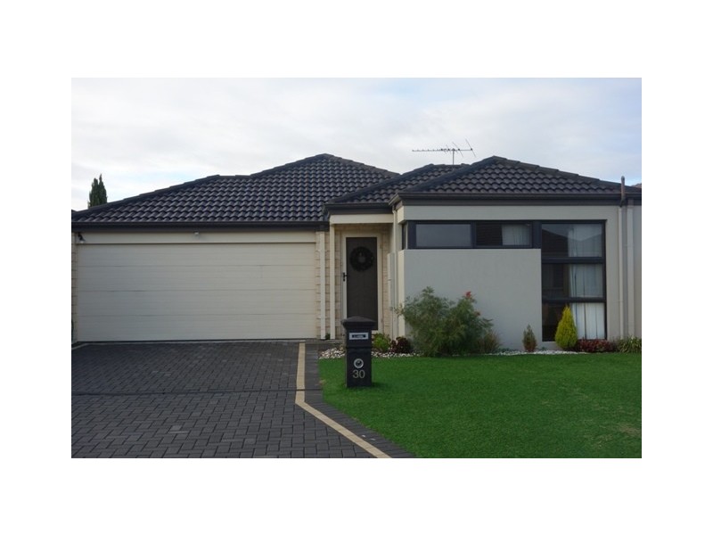 30 Flynn Street, Canning Vale WA 6155