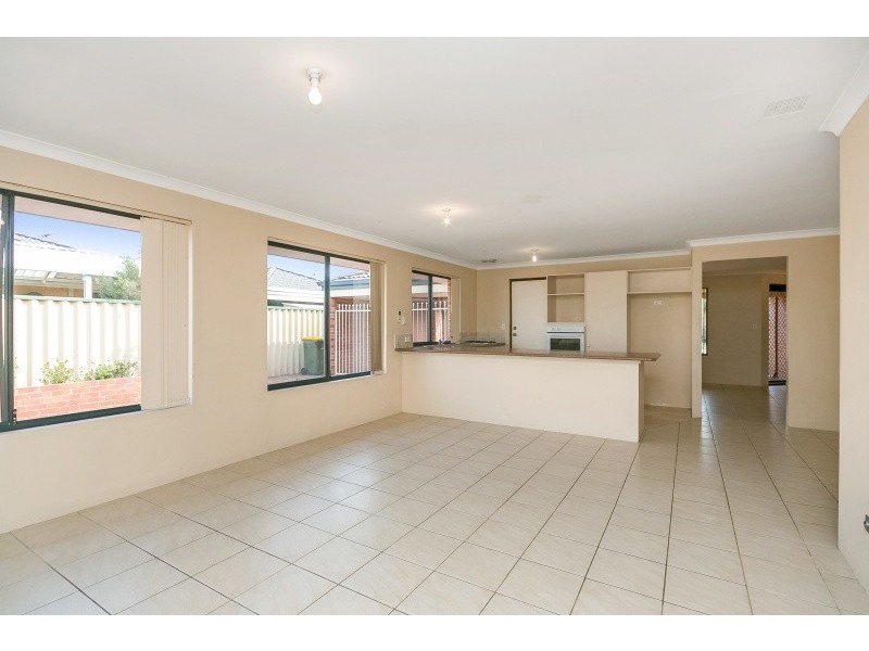 1 Yirel Close, Bertram WA 6167