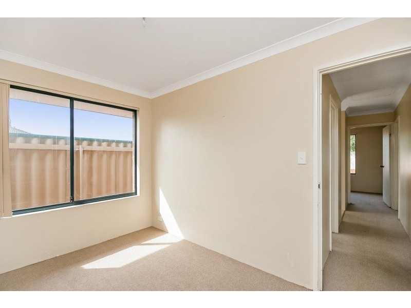 1 Yirel Close, Bertram WA 6167
