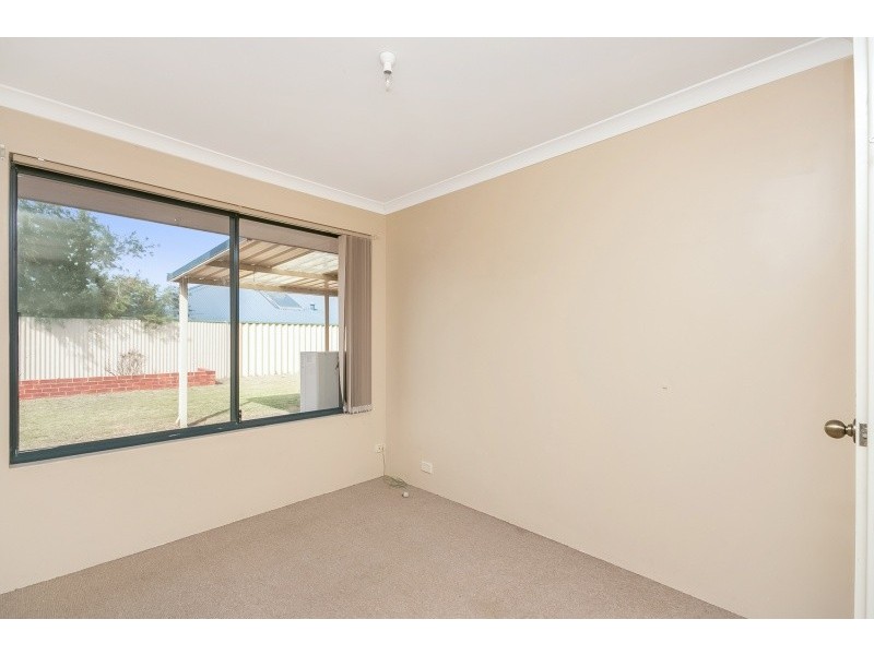 1 Yirel Close, Bertram WA 6167