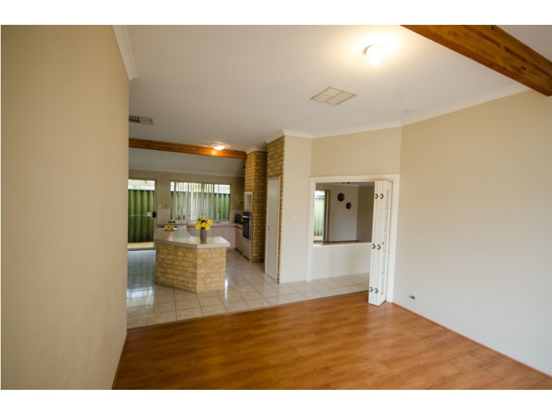 24 Park Lane, Canning Vale WA 6155