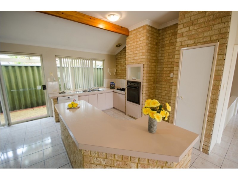 24 Park Lane, Canning Vale WA 6155