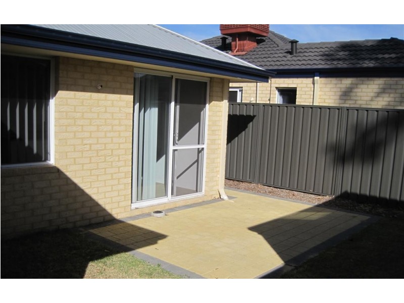 8 Belgravia Place, Canning Vale WA 6155