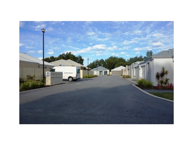 3/11 Carnation Street, Canning Vale WA 6155