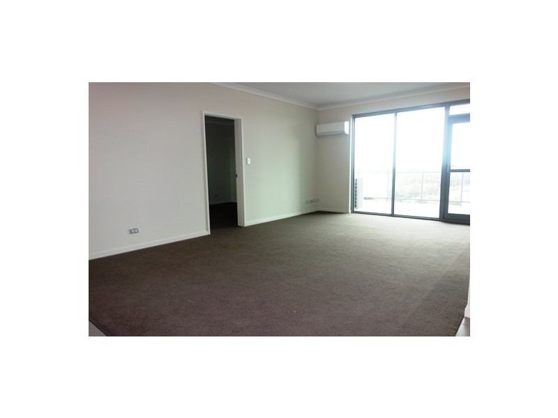 407/21 Malata Crescent, Success WA 6164