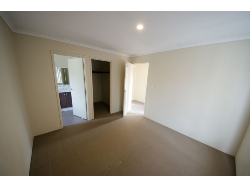 12/1 Coojong Link, Success WA 6164