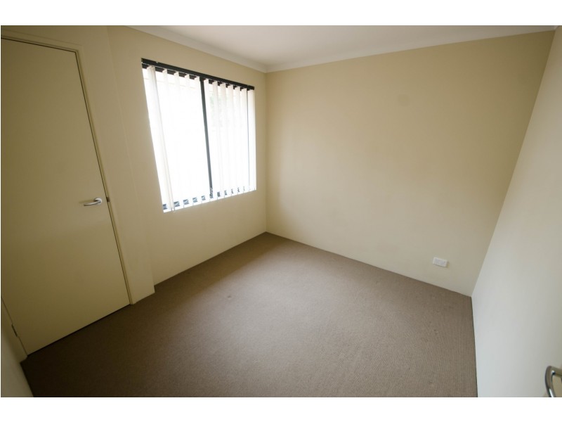 12/1 Coojong Link, Success WA 6164