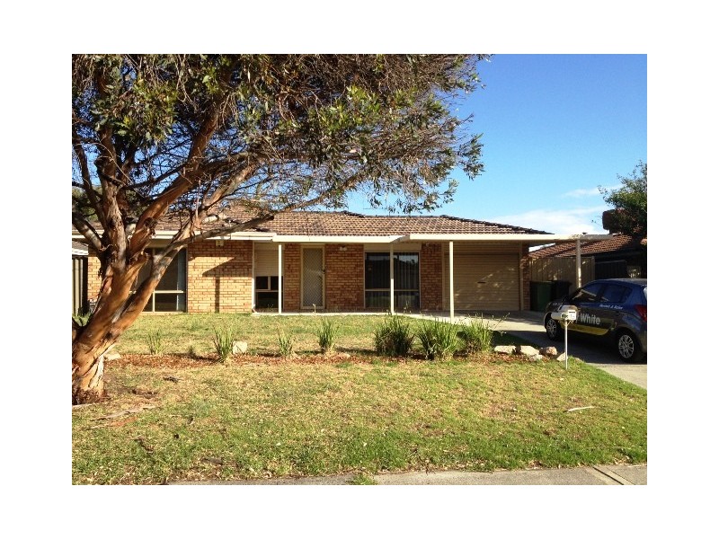 15 Waratah Court, Maddington WA 6109