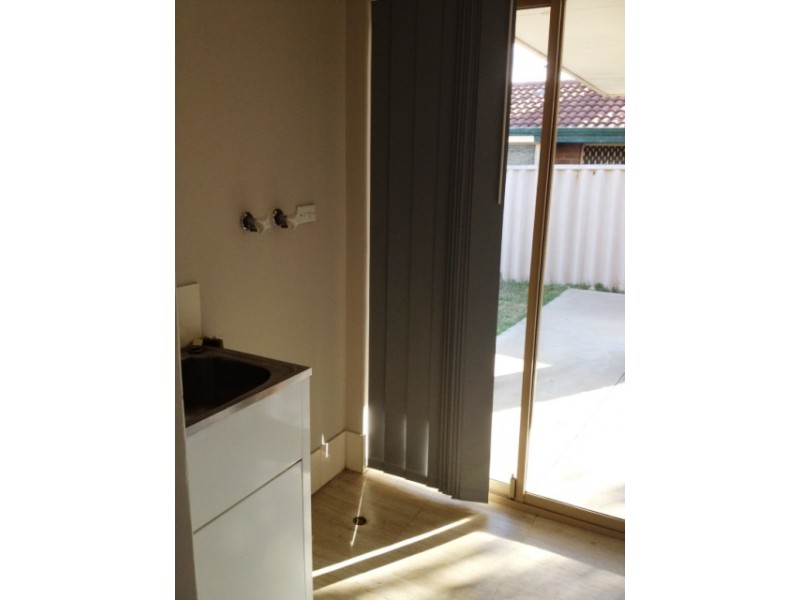 15 Waratah Court, Maddington WA 6109