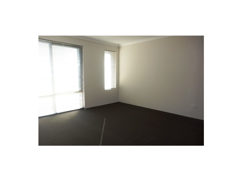 33 Hughes Street, Canning Vale WA 6155