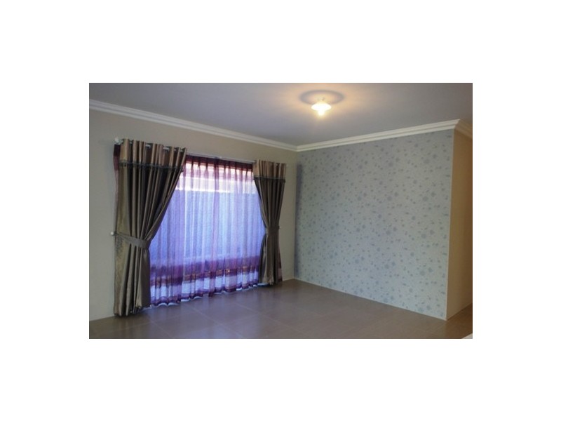 33 Hughes Street, Canning Vale WA 6155