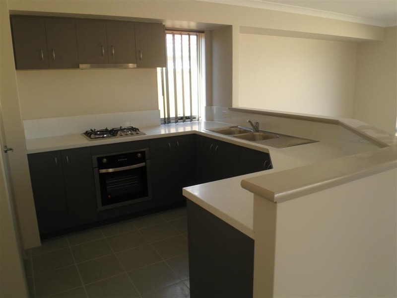 3 Heaney Way, Canning Vale WA 6155