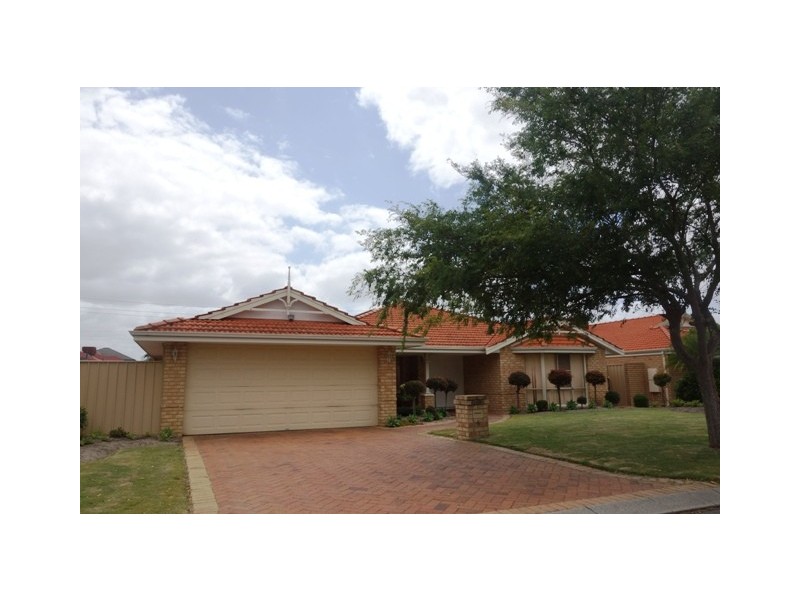 6 Engleswood Arcade, Canning Vale WA 6155