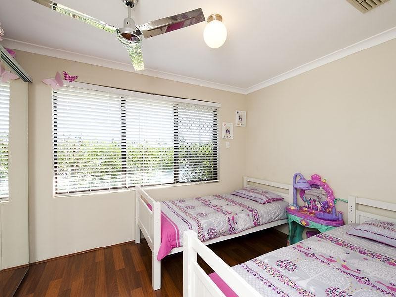 8 Dionne Place, Gosnells WA 6110