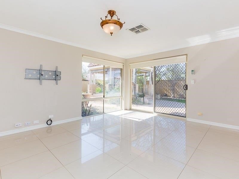 16 Grand Boulevard, Canning Vale WA 6155