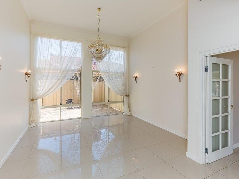 16 Grand Boulevard, Canning Vale WA 6155