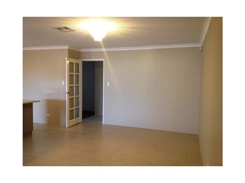 9 Leroy Way, Piara Waters WA 6112