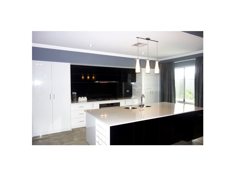 34 Camballin Street, Harrisdale WA 6112