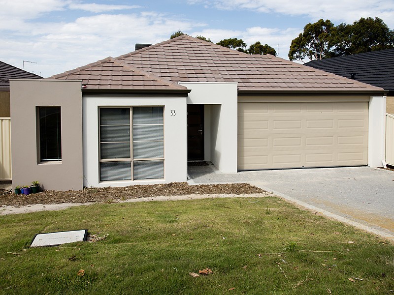 33 Hughes Street, Canning Vale WA 6155