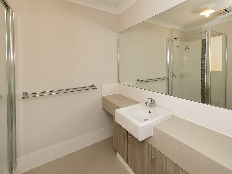 33 Hughes Street, Canning Vale WA 6155