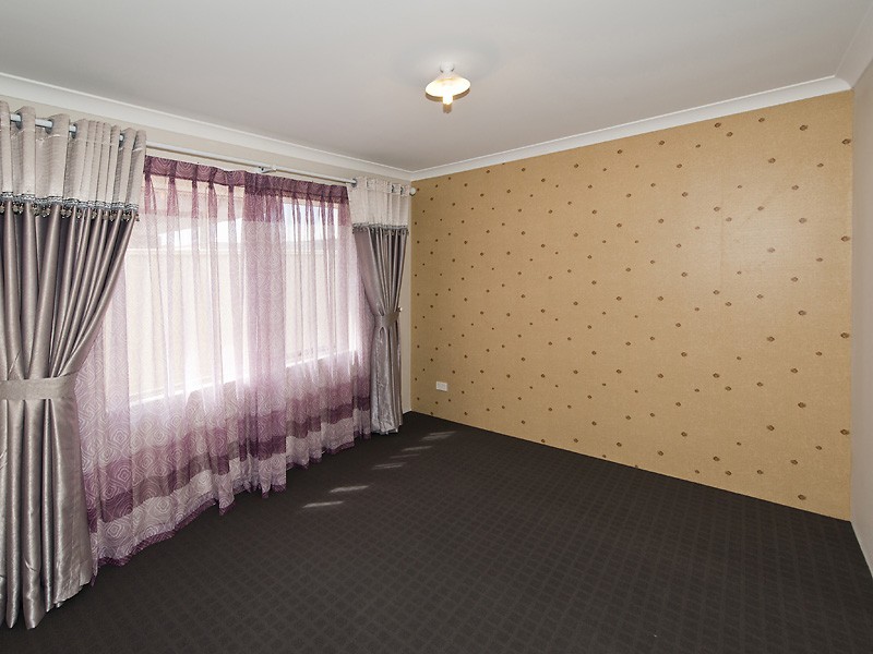 33 Hughes Street, Canning Vale WA 6155