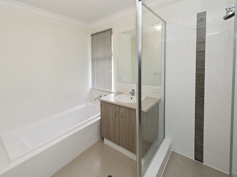 33 Hughes Street, Canning Vale WA 6155