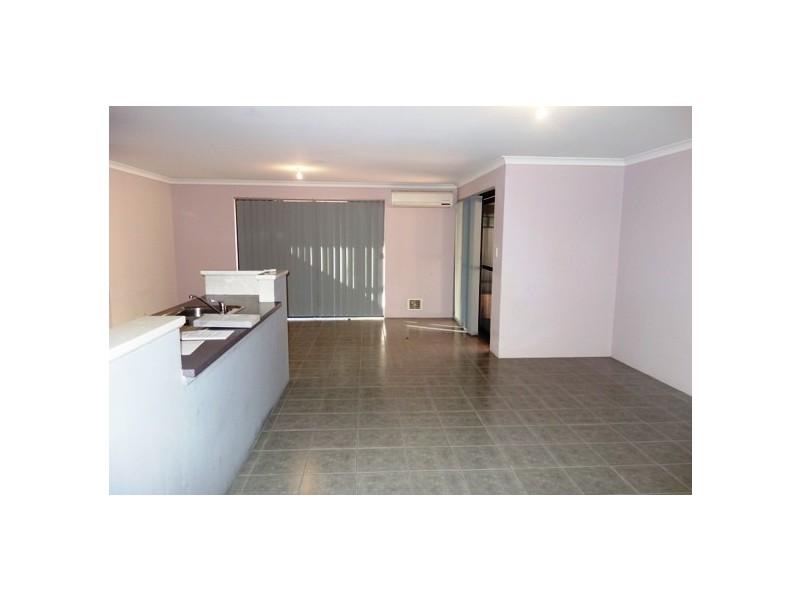 1 Rodena Way, Canning Vale WA 6155