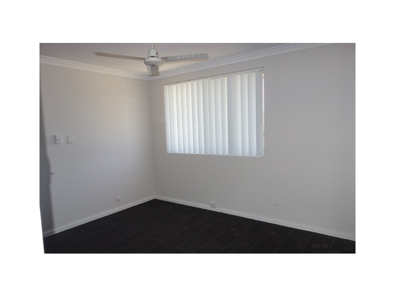 6 Pudney Place, Orelia WA 6167