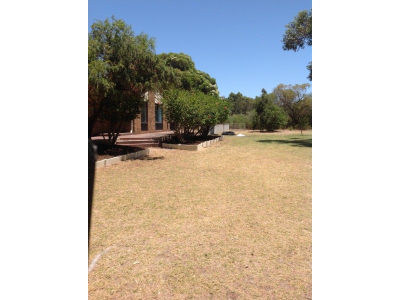 42 Craghill Way, Oakford WA 6121