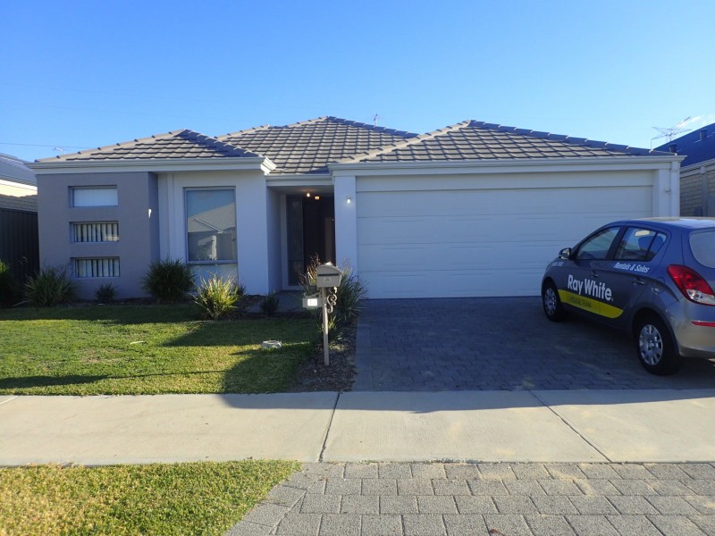 12 Blackfriars Meander, Piara Waters WA 6112