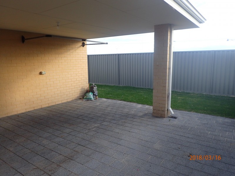 12 Blackfriars Meander, Piara Waters WA 6112