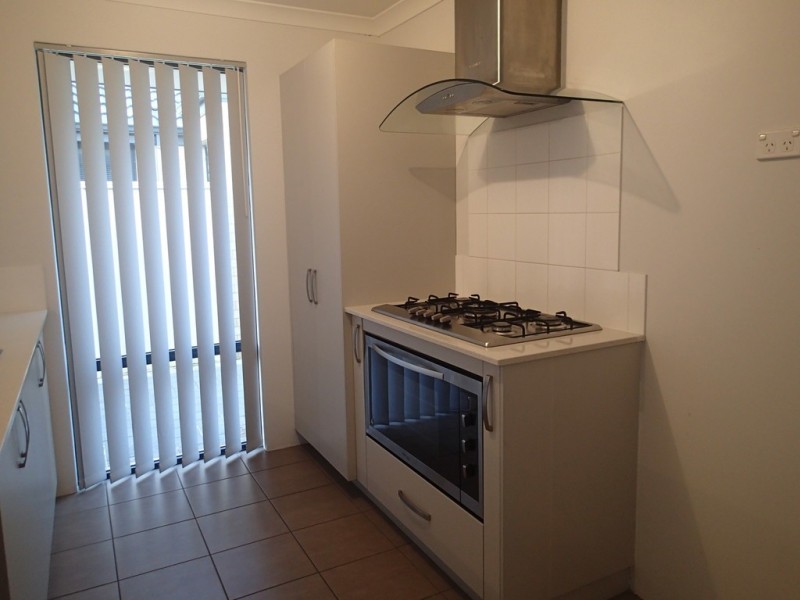 5 Boodjera Bend, Forrestfield WA 6058