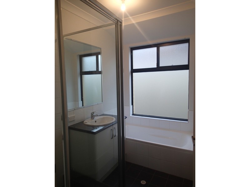 5 Boodjera Bend, Forrestfield WA 6058