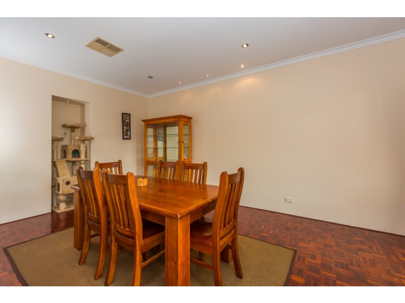38 Mettler Court, Canning Vale WA 6155