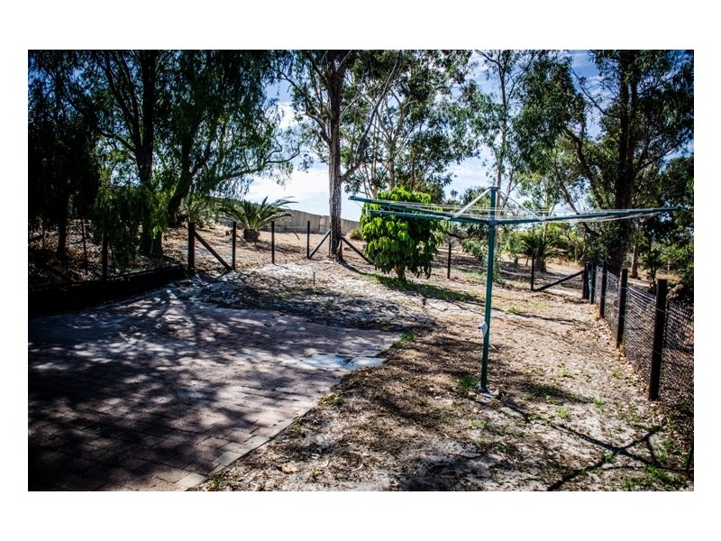 35 Battersea Road, Canning Vale WA 6155