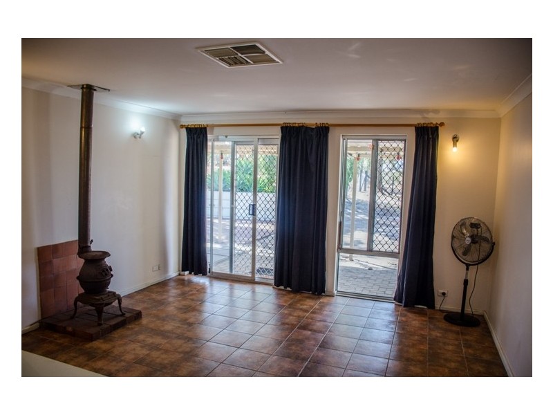 35 Battersea Road, Canning Vale WA 6155