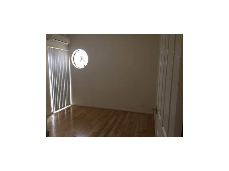 3/43 Pitt Street, St James WA 6102