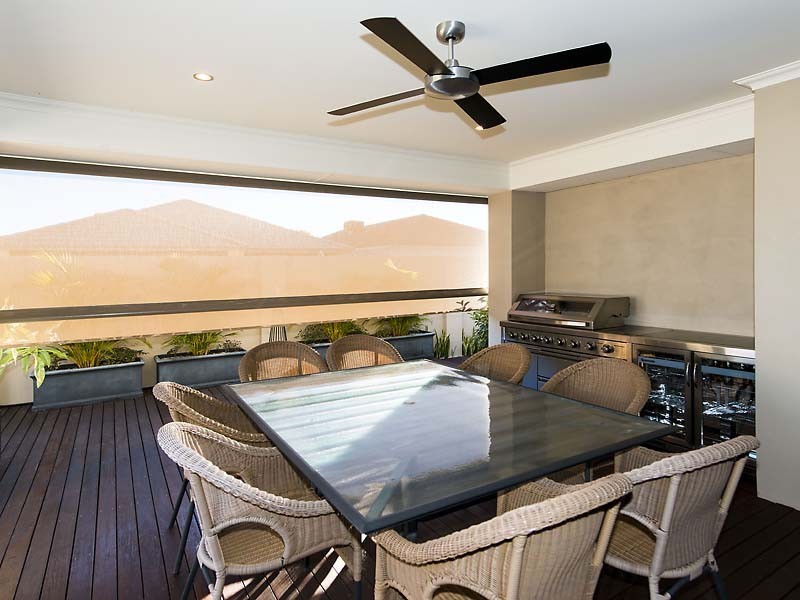 12 Carnaby Way, Harrisdale WA 6112