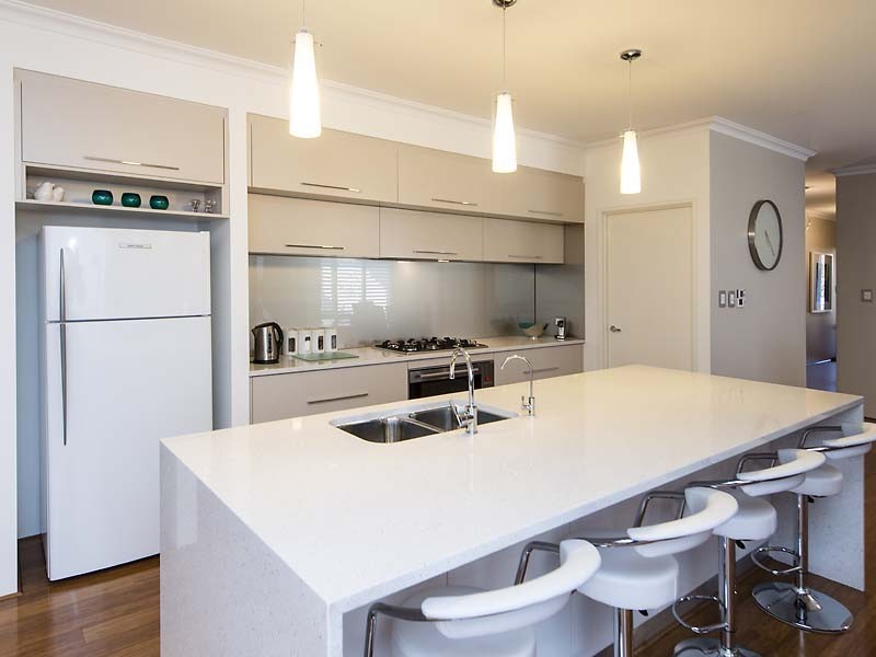 12 Carnaby Way, Harrisdale WA 6112