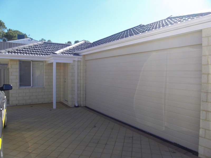 22A Randwick Bend, Harrisdale WA 6112