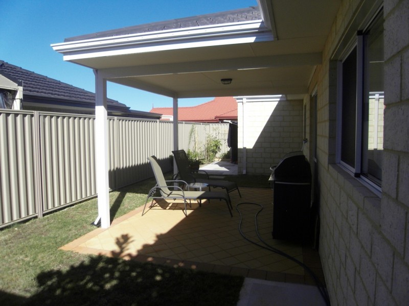 22A Randwick Bend, Harrisdale WA 6112