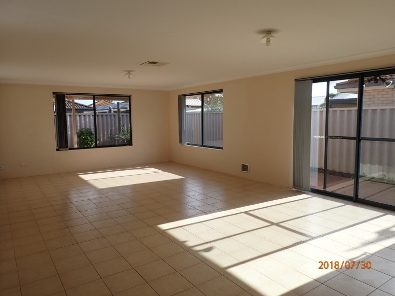 32 Totara Avenue, Canning Vale WA 6155