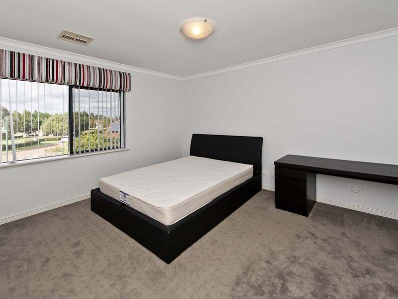 16 The Haven, Canning Vale WA 6155