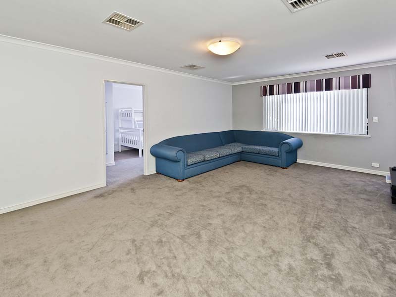 16 The Haven, Canning Vale WA 6155