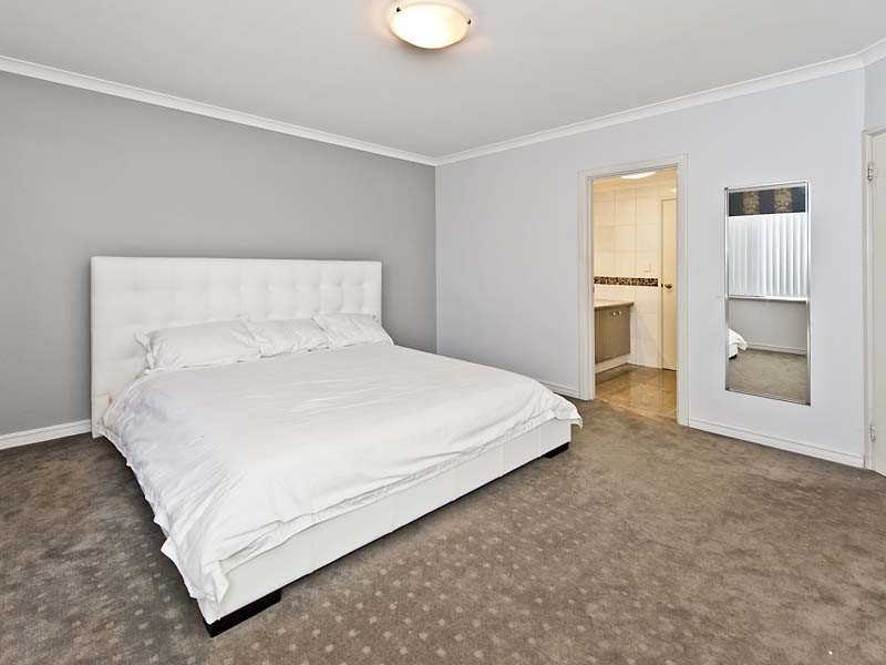 16 The Haven, Canning Vale WA 6155