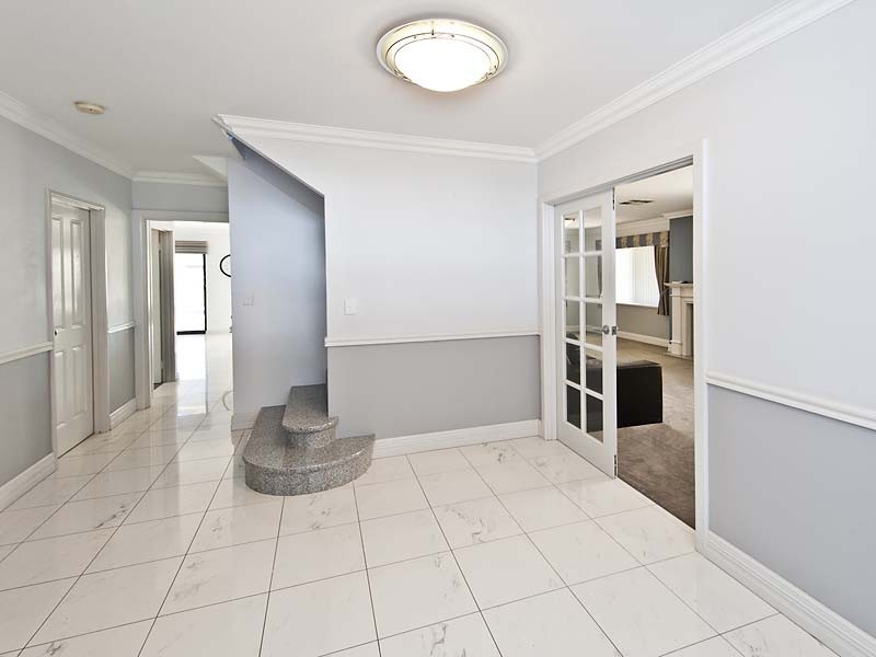 16 The Haven, Canning Vale WA 6155