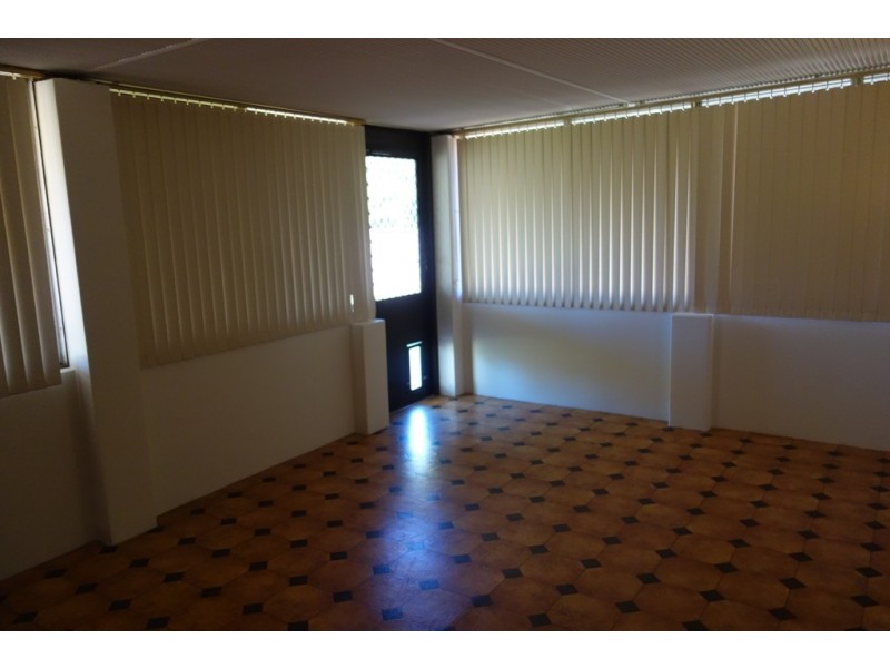 46 Wilfred Road, Thornlie WA 6108