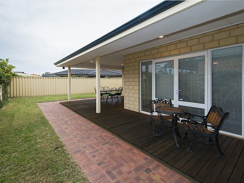 6 Boyd Place, Canning Vale WA 6155