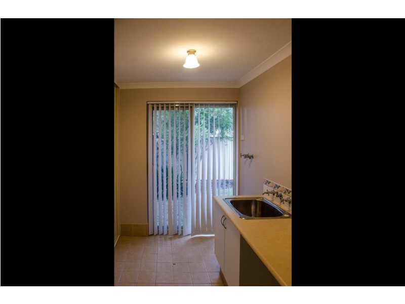 15 Barents Road, Canning Vale WA 6155