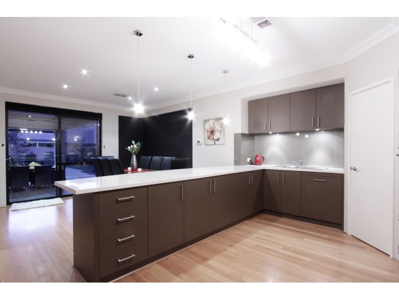 50 Northerly Drive, Harrisdale WA 6112